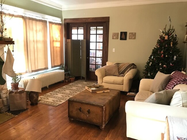 709 Hawthorne St NE in Grand Rapids, MI - Building Photo - Building Photo