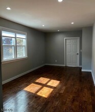 111 Harrison St in Bloomfield, NJ - Building Photo - Building Photo