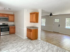 10355 Bunting Rd in Chestertown, MD - Building Photo - Building Photo