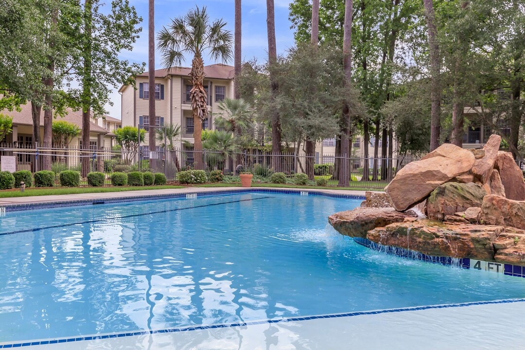 Parc at Champion Forest in Houston, TX - Foto de edificio