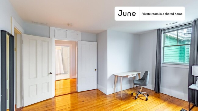 Private bedroom in 5 bed/2.5 bath Home in Boston, MA - Building Photo - Building Photo