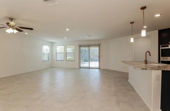 5877 32rd# Jessica Ln in Phoenix, AZ - Building Photo - Building Photo