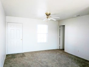 5706 Redstone Dr-Unit -D in Killeen, TX - Building Photo - Building Photo