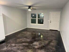 301 W Sunrise St in Fair Play, MO - Building Photo - Building Photo