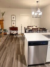 3323 Hardman Way in Eagle Mountain, UT - Building Photo - Building Photo
