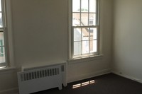 21 E Union St in Burlington City, NJ - Foto de edificio - Interior Photo