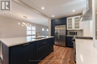 123 Simpson Ave in Toronto, ON - Building Photo - Building Photo