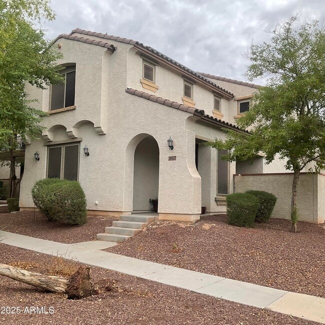 property at 20927 W Hamilton St