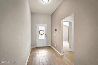 15646 Winder Lake Dr in Jacksonville, FL - Foto de edificio - Building Photo