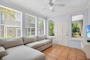 2901 Spruce Ave in West Palm Beach, FL - Building Photo