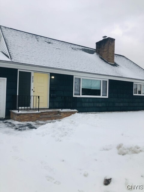 212 Pharis St in Syracuse, NY - Building Photo - Building Photo