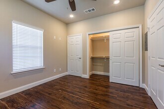 13Underwood Apartments in Denton, TX - Building Photo - Building Photo