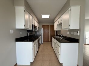 45 Spuhler Dr in Batavia, IL - Building Photo - Building Photo