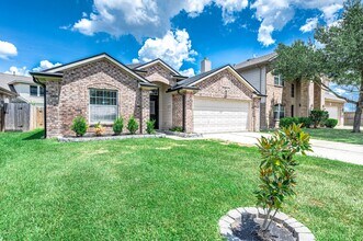 5006 Riverbridge Ct in Spring, TX - Building Photo - Building Photo