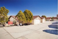 11081-11097 Cholla Ave in Morongo Valley, CA - Foto de edificio - Building Photo