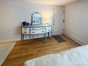 6 Grandview Dr in Farmington, CT - Building Photo - Building Photo