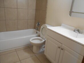 1219 Coal Ave SE in Albuquerque, NM - Building Photo - Building Photo