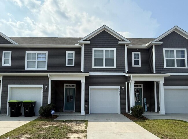 property at 4613 Wildaire Ln