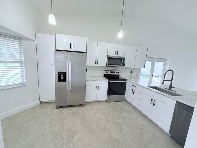 34 Paxford Ln in Boynton Beach, FL - Building Photo - Building Photo