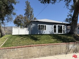 8561 Kyle St in Los Angeles, CA - Building Photo
