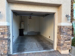 67 Dow Jones St in Henderson, NV - Building Photo - Building Photo