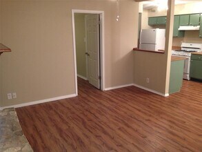 403 Cypress Ln in Round Rock, TX - Building Photo - Building Photo