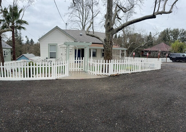 property at 4107 Smallwood Ln