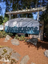 Weatherstone Apartments in Bremerton, WA - Foto de edificio - Building Photo