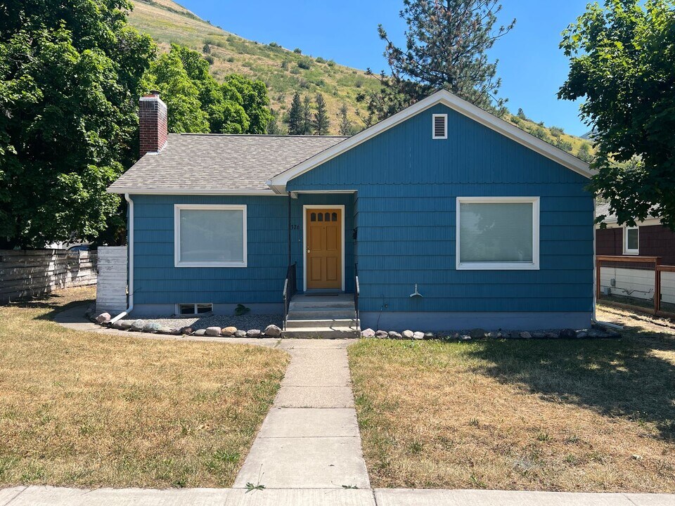 1326 Van Buren St in Missoula, MT - Building Photo