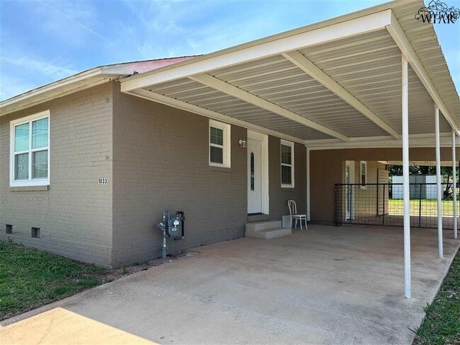 property at 1033 Westerly Pl