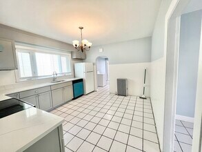 140 Ferry St in Everett, MA - Building Photo - Building Photo