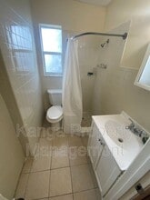 1497 W 34th St in West Palm Beach, FL - Building Photo - Building Photo