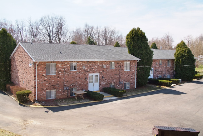 Winwood Drive Apartments in Mansfield, OH - Building Photo - Building Photo