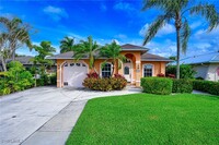 575 101st Ave N in Naples, FL - Building Photo - Building Photo