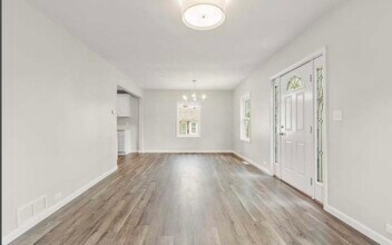 4109 N Ashton Ave in Peoria, IL - Building Photo - Building Photo