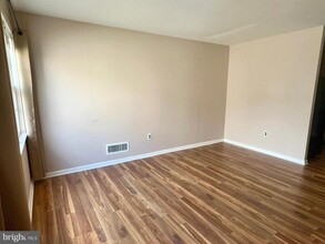 117 Elm Ave in Glenside, PA - Building Photo - Building Photo
