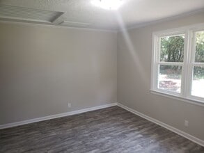 4 Country Squire Ct in Sumter, SC - Building Photo - Building Photo