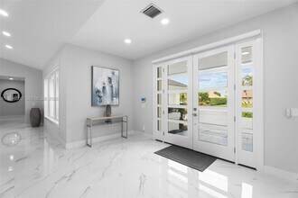 17 Surrey Rd in Palm Beach Gardens, FL - Building Photo - Building Photo