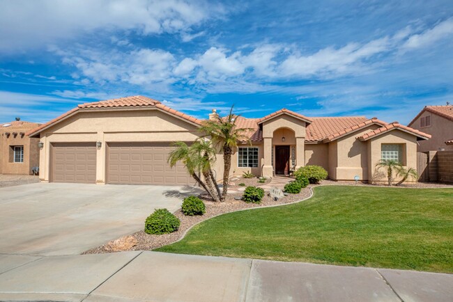 property at 8178 E Lorenzo Ln
