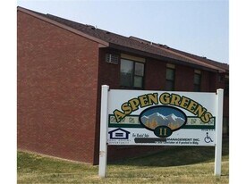 720 Melody Ln in Fergus Falls, MN - Building Photo