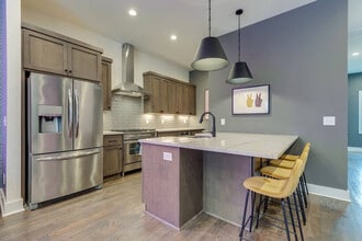 3206 West End Cir in Nashville, TN - Building Photo - Building Photo