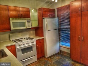 148 Gay St in Philadelphia, PA - Building Photo - Building Photo