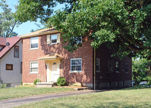 3243 Glenmore Ave in Cincinnati, OH - Building Photo - Building Photo