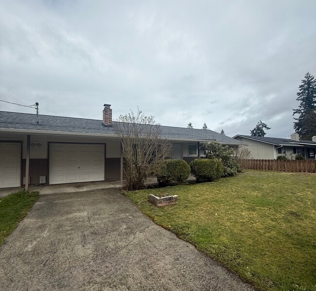 7806 3rd Ave SE in Lacey, WA - Building Photo - Building Photo