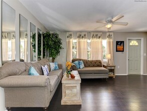 301 Avenida Madera in Siesta Key, FL - Building Photo - Building Photo