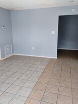 5275 Kimberlin Ave, Unit D in Baker, LA - Building Photo