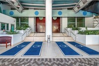 2627 S Bayshore Dr, Unit 905 in Miami, FL - Foto de edificio - Building Photo