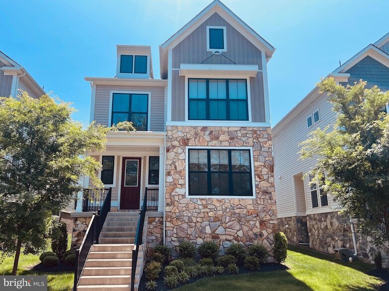 23031 Glenwood Hts Cir in Ashburn, VA - Building Photo