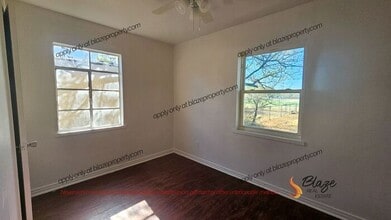 4612 S Bonham St in Amarillo, TX - Building Photo - Building Photo