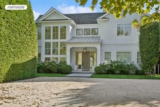 97 Dayton Ln in East Hampton, NY - Building Photo - Building Photo